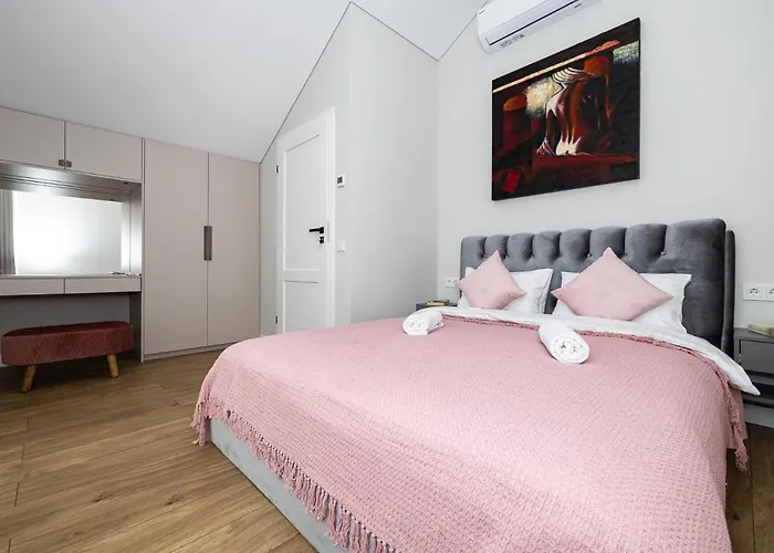 2Bd Apartmet J7, Selfcheck-In, By Cohost