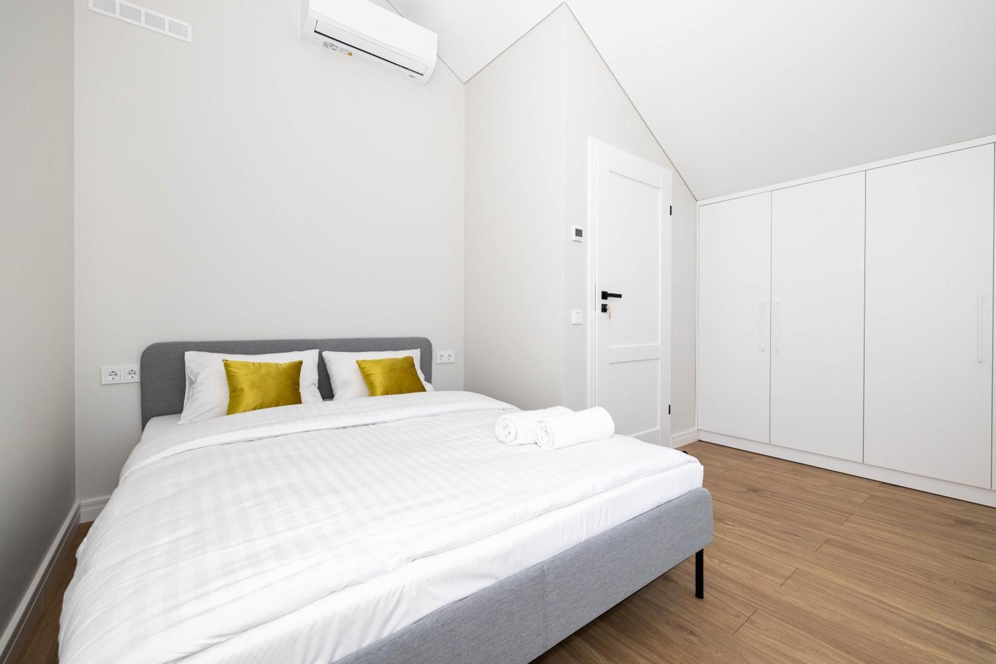 2bd Apartmet J7, Selfcheck-in, By Cohost * Palanga