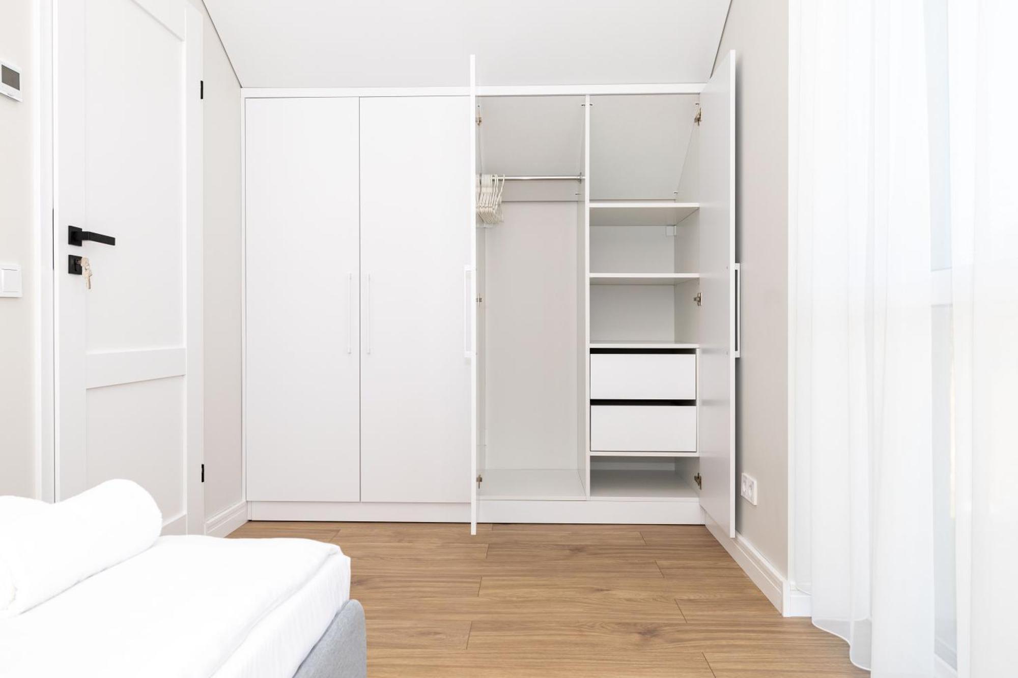 2bd Apartmet J7, Selfcheck-in, By Cohost Huoneisto Palanga