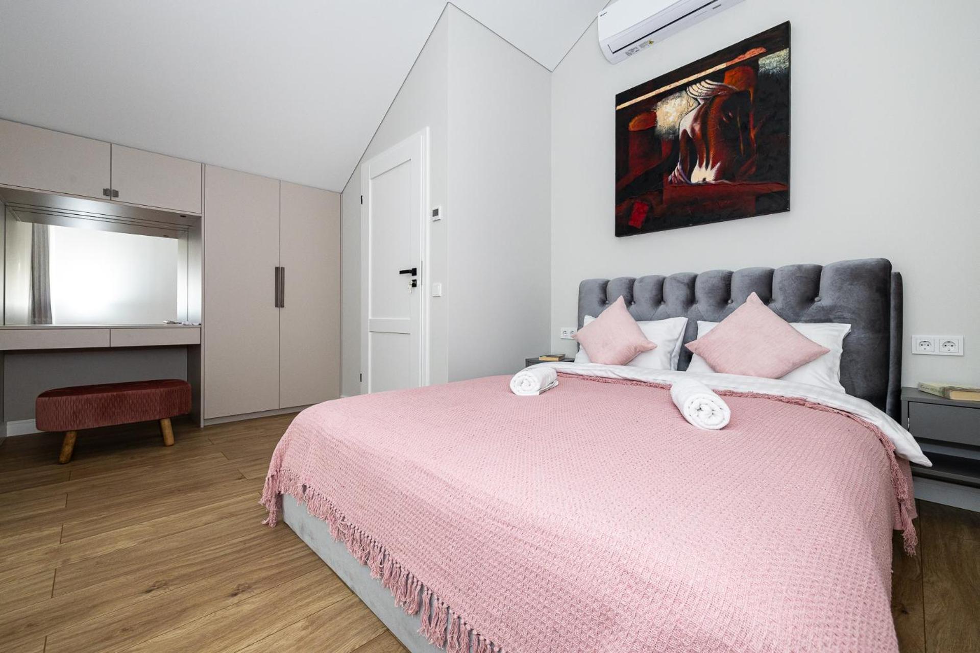 2bd Apartmet J7, Selfcheck-in, By Cohost *