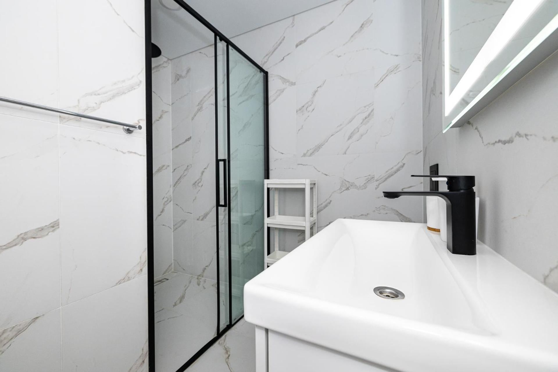 2bd Apartmet J7, Selfcheck-in, By Cohost Апартаменты *