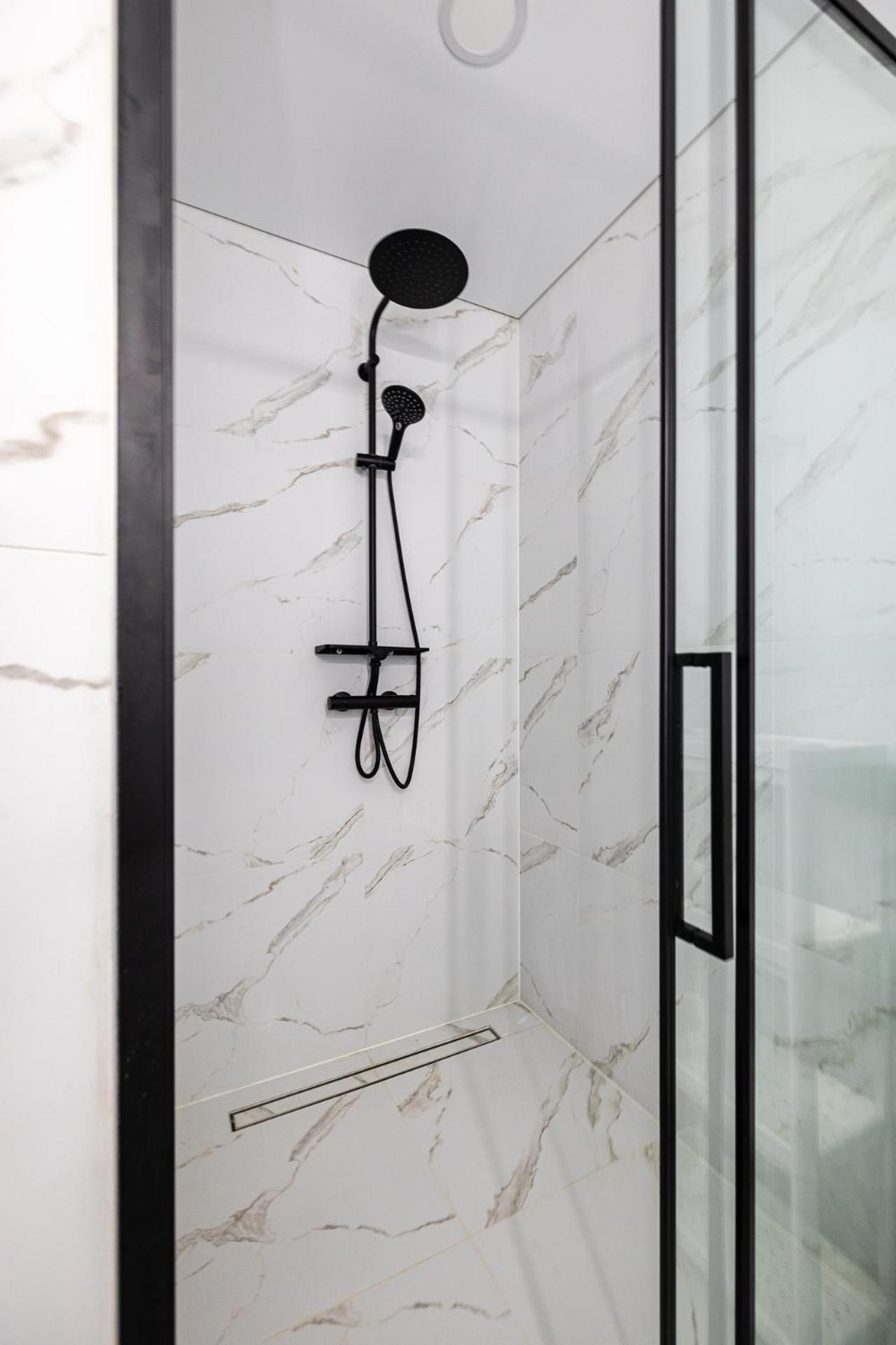 2bd Apartmet J7, Selfcheck-in, By Cohost Palanga