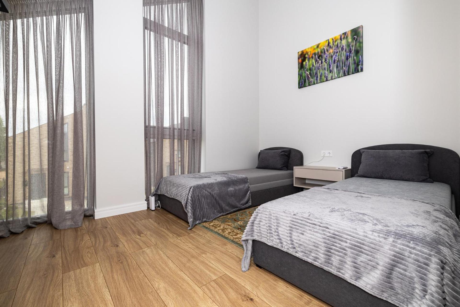 2bd Apartmet J7, Selfcheck-in, By Cohost Huoneisto