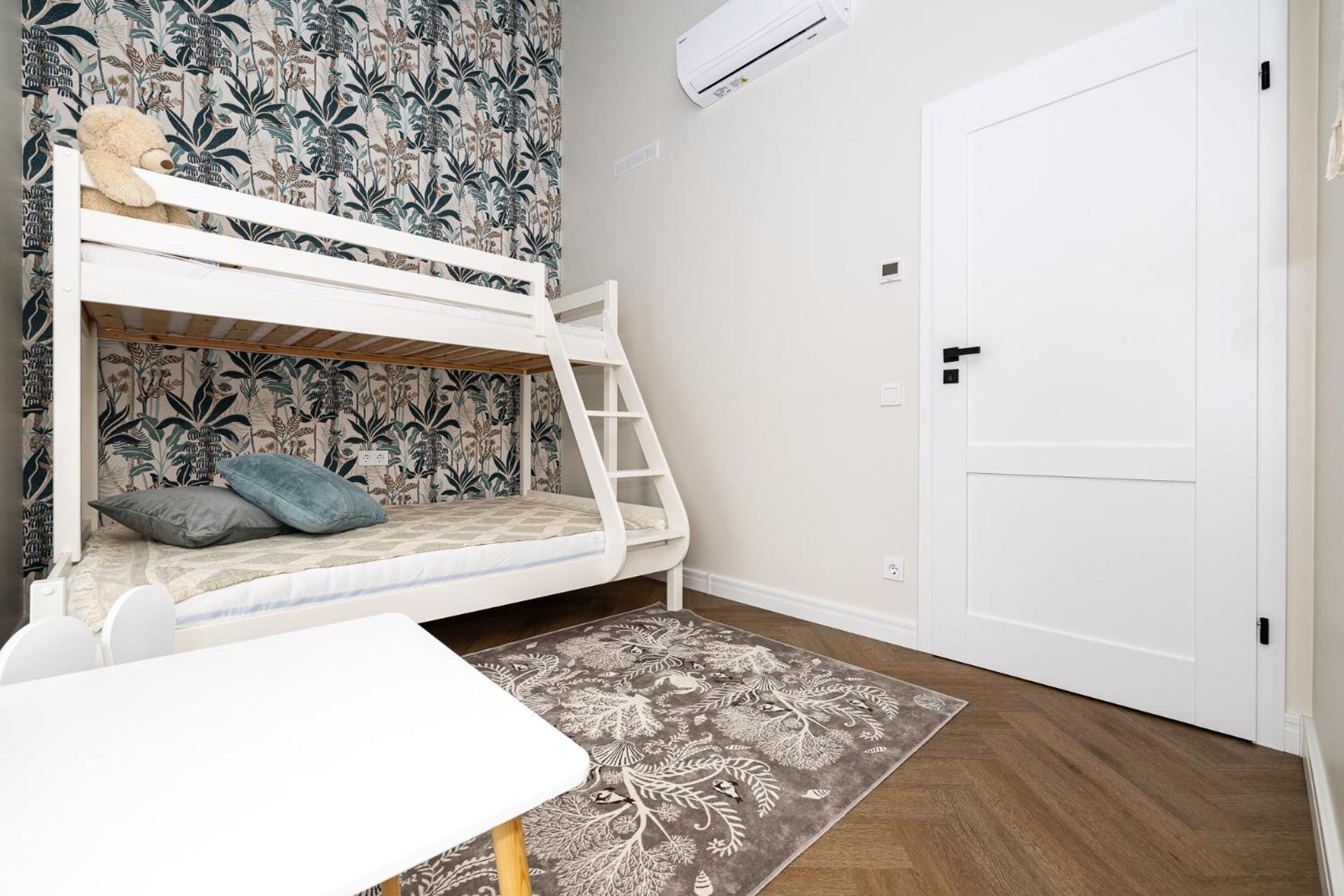 2bd Apartmet J7, Selfcheck-in, By Cohost * Palanga